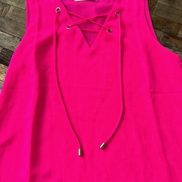 Pants Store Hot Pink Sleeveless Top - Picture 4 of 9